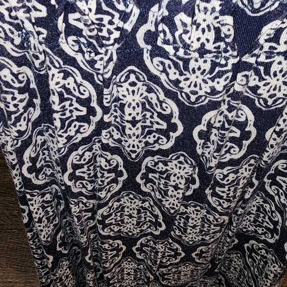 Kim Rogers blouse navy blue and white paisley - Picture 4 of 8